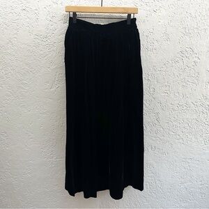 Vintage black velvet maxi skirt size 8